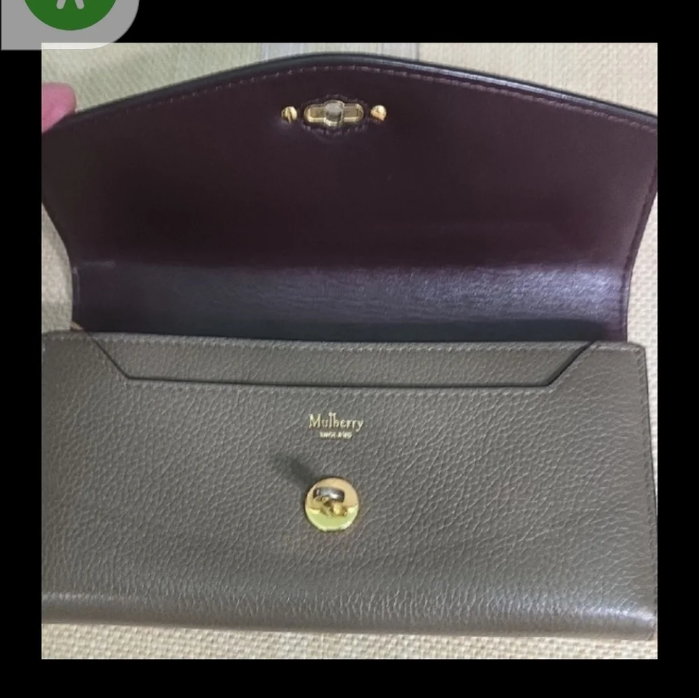 Mulberry Leather Wallet with Burgundy Interior and Gold Postman Hardware